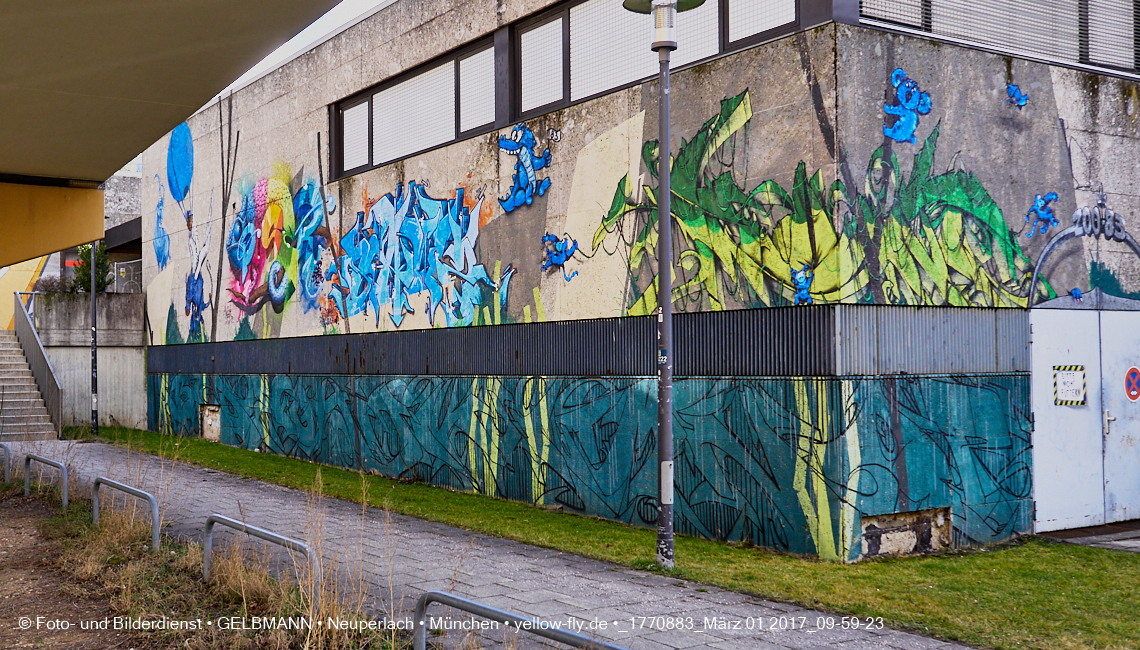 01.03.2017 - die Abrissbaustelle Quiddezentrum in Neuperlach